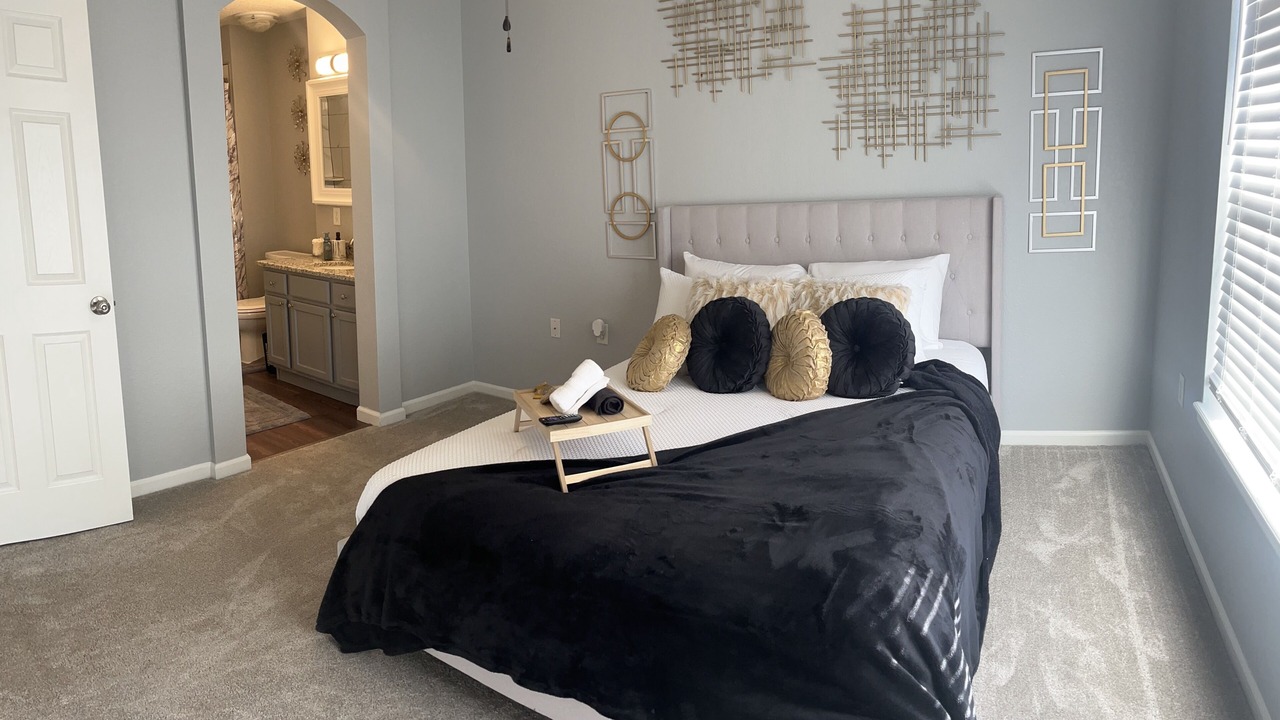 Photo of Bedroom in Castle Rock