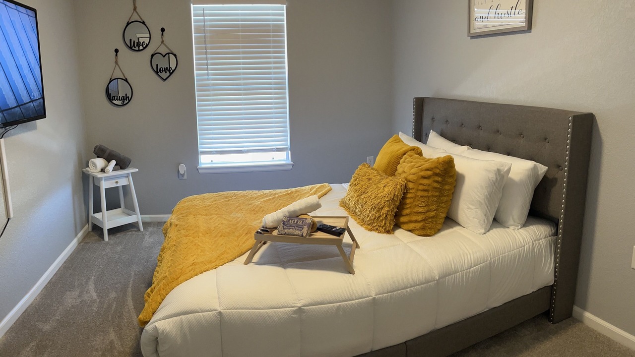 Photo of Bedroom in Castle Rock