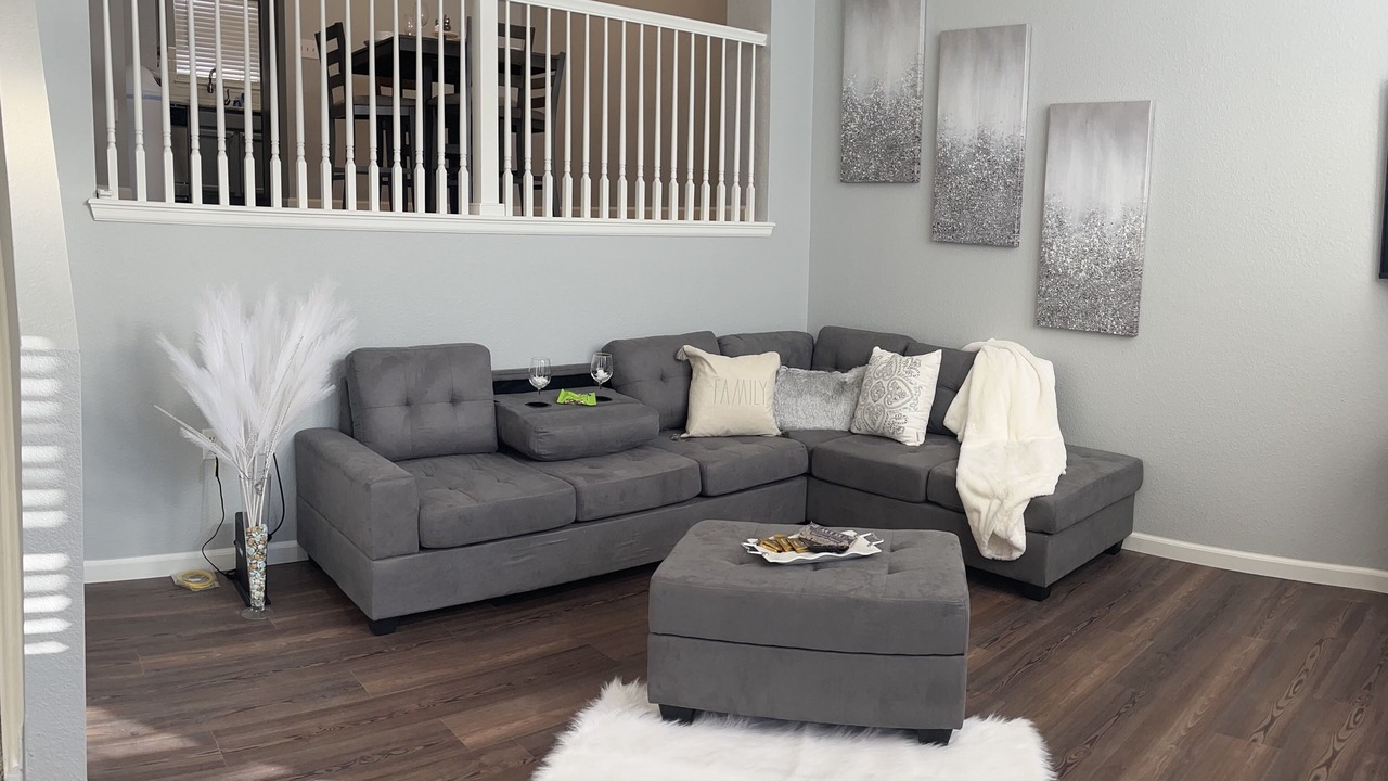 Photo of Livingroom in Castle Rock