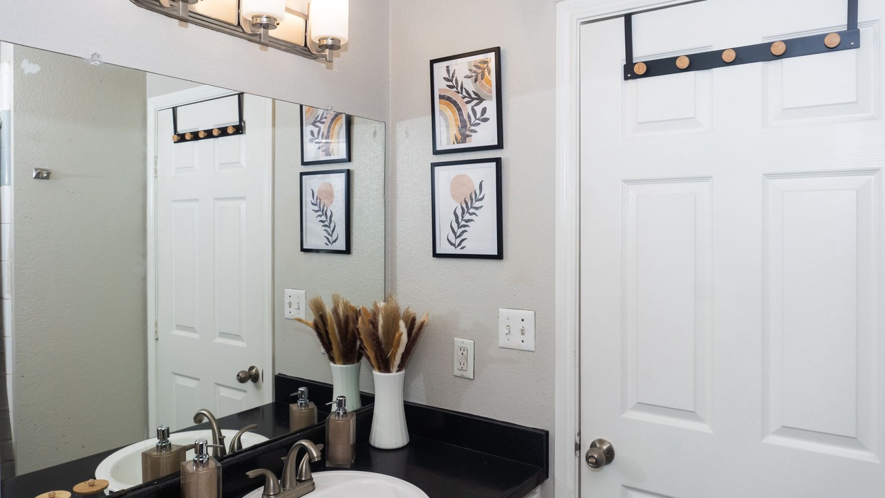 Photo of Bathroom in Oak Cliff