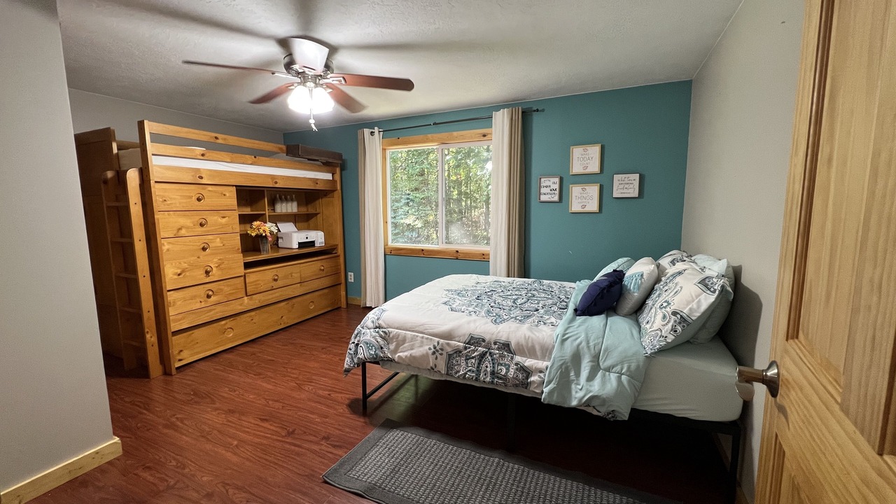 Photo of Bedroom in Crawford County