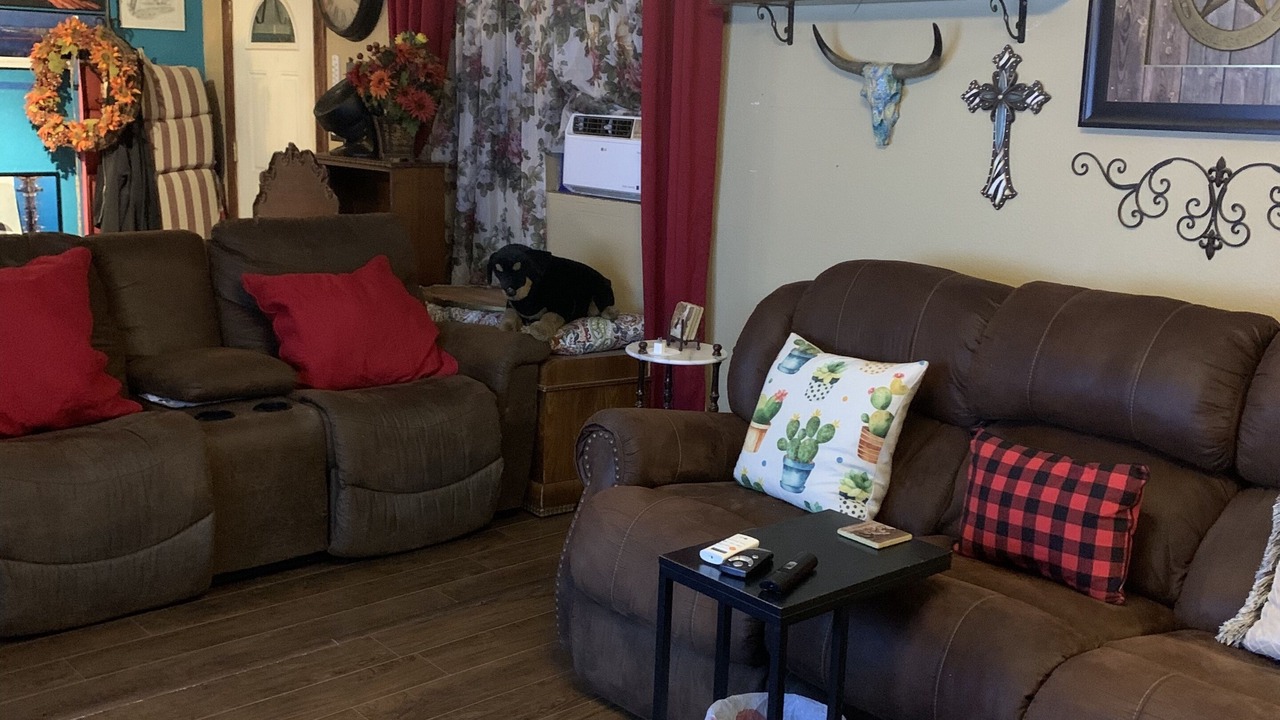 Photo of Livingroom in Big Spring
