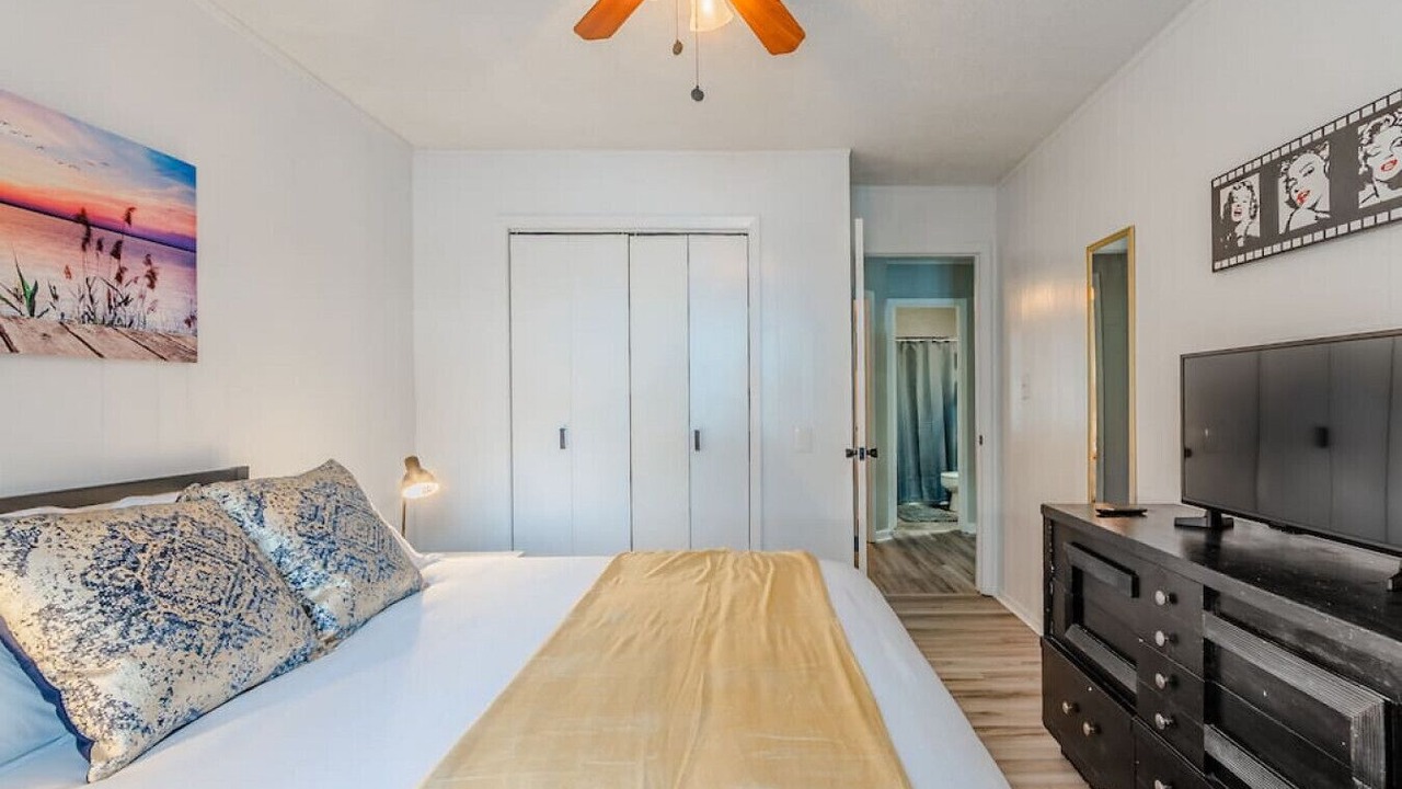Photo of Bedroom in Gilmer