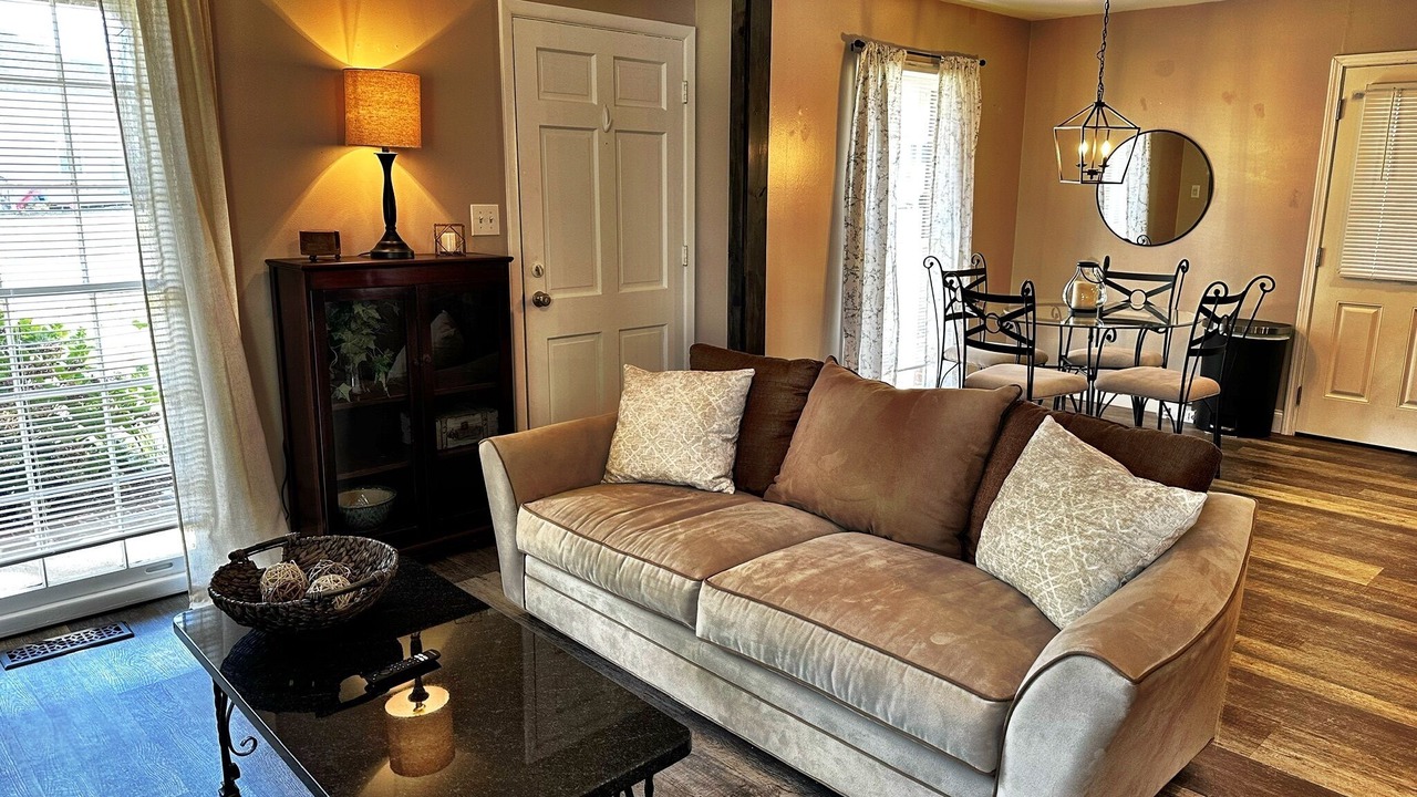 Photo of Livingroom in Newnan