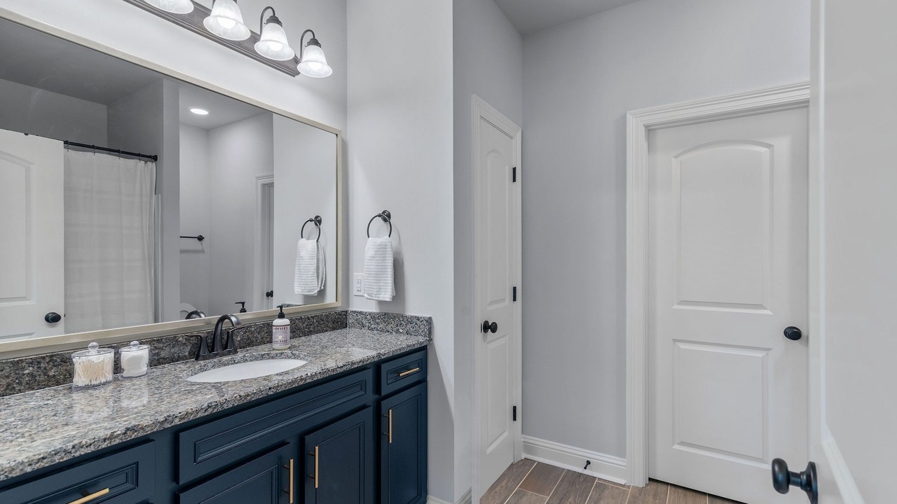 Photo of Bathroom in Haughton