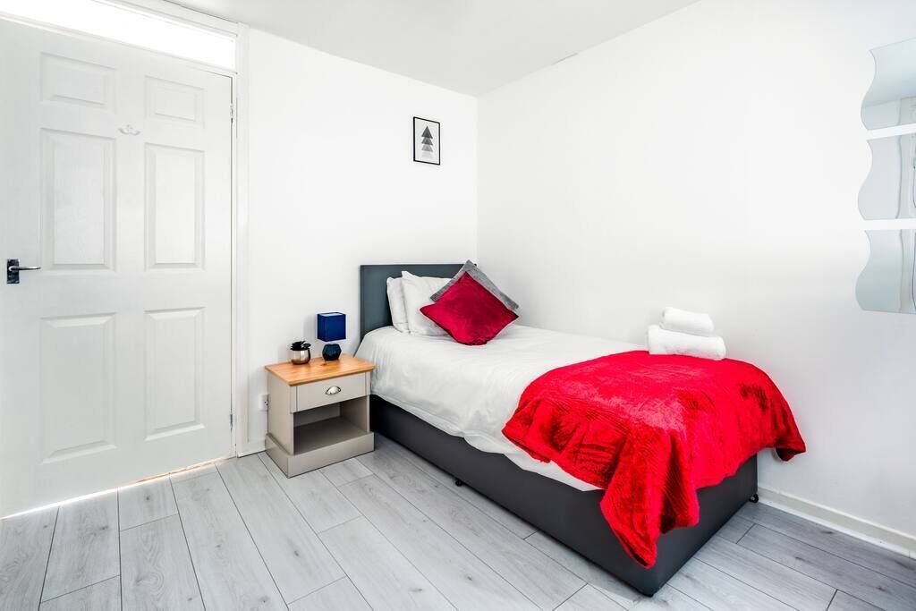 Photo of Bedroom in Shotts