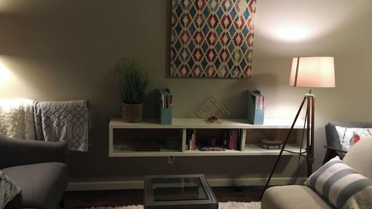 Photo of Livingroom in Tillicum