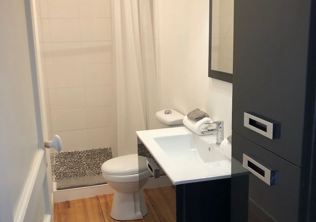 Photo of Bathroom in Castres