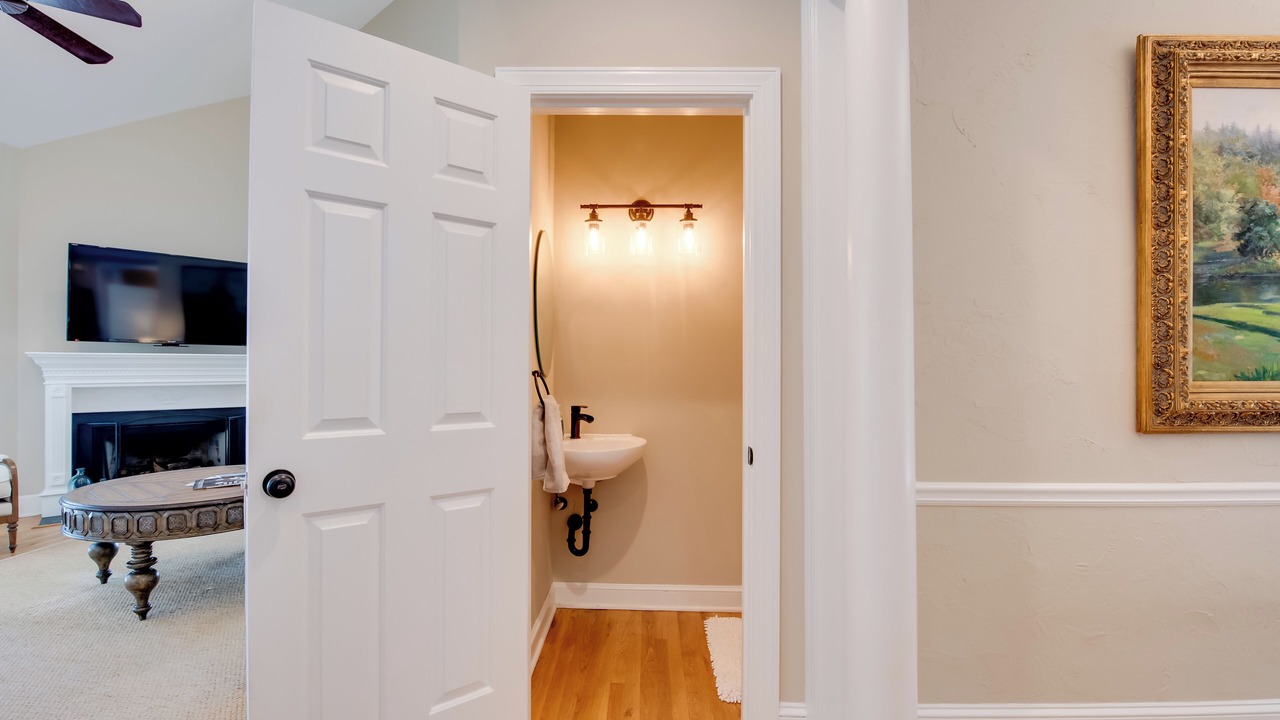 Photo of Bathroom in Eatonton