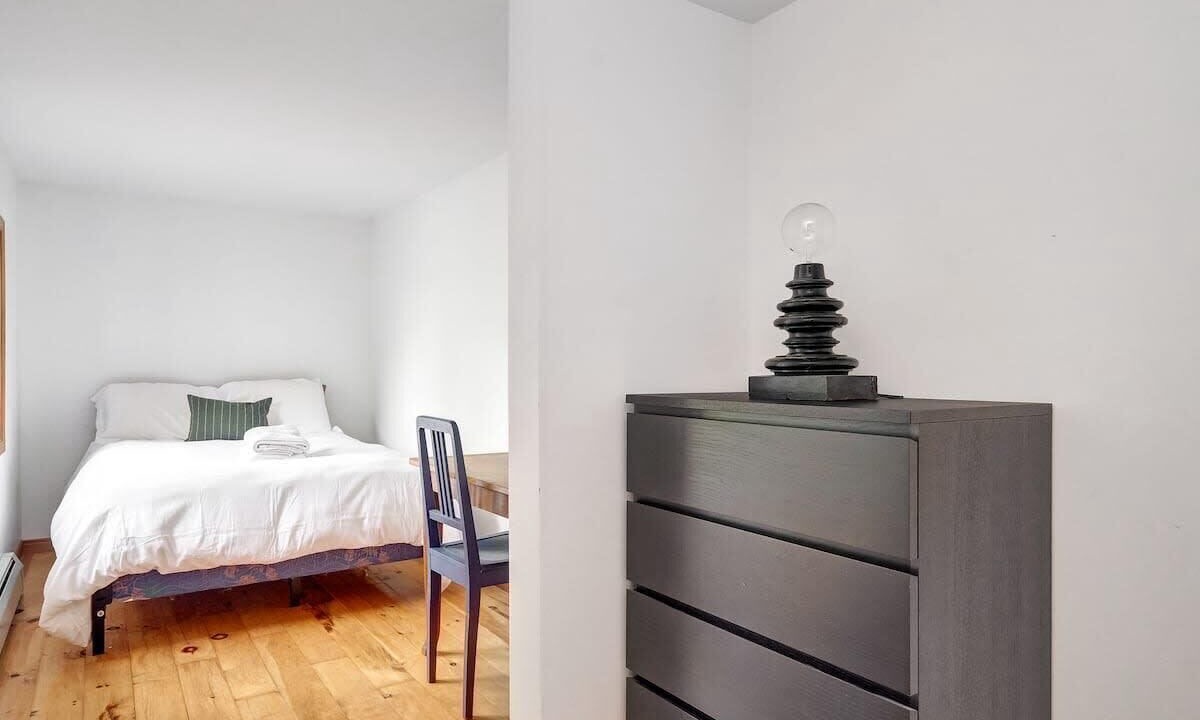 Photo of Bedroom in Lyndhurst