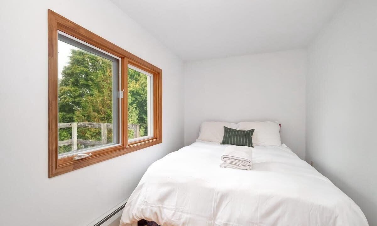 Photo of Bedroom in Lyndhurst