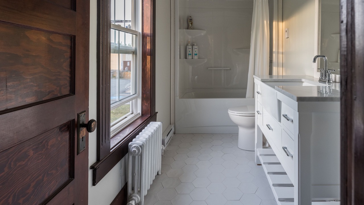 Photo of Bathroom in Terra Nova