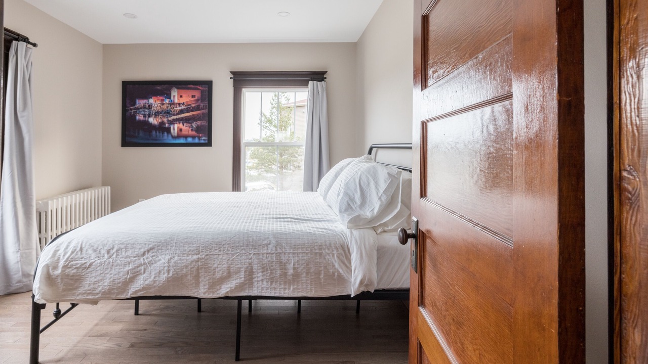 Photo of Bedroom in Terra Nova