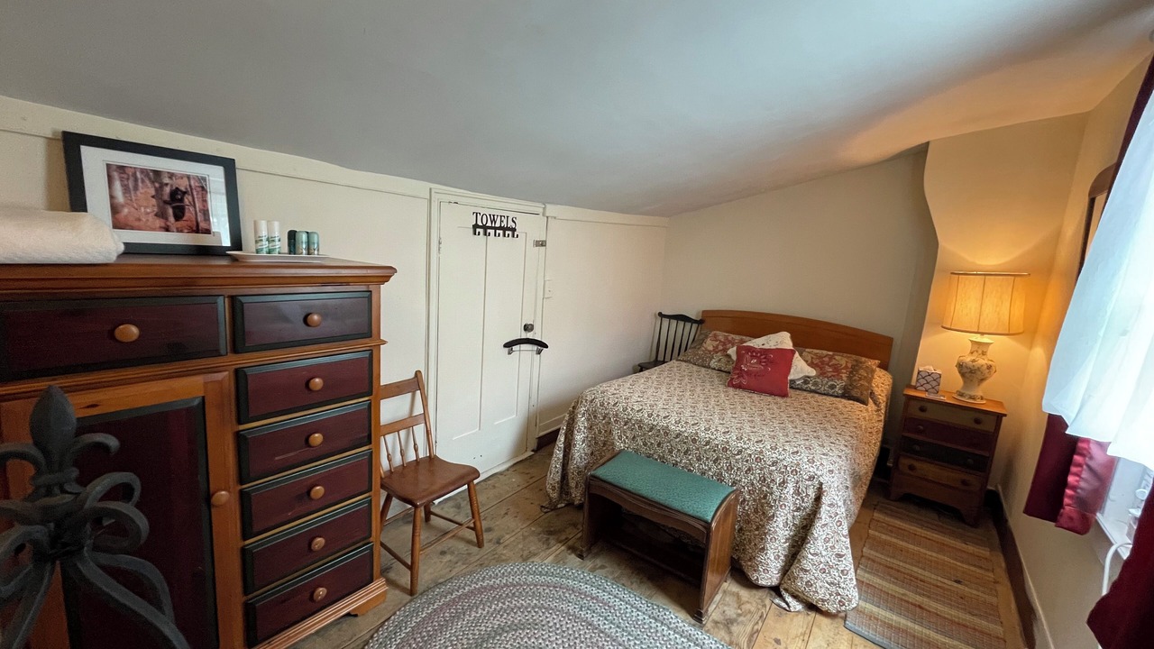 Photo of Bedroom in Avon