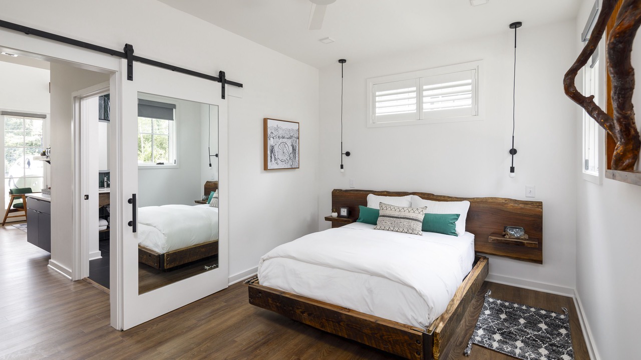 Photo of Bedroom in Greenville - Spartanburg