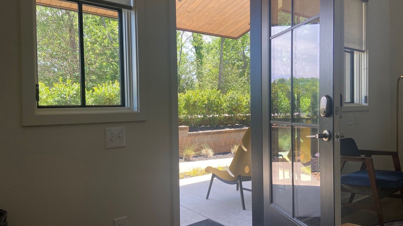 Photo of Bedroom in Greenville - Spartanburg