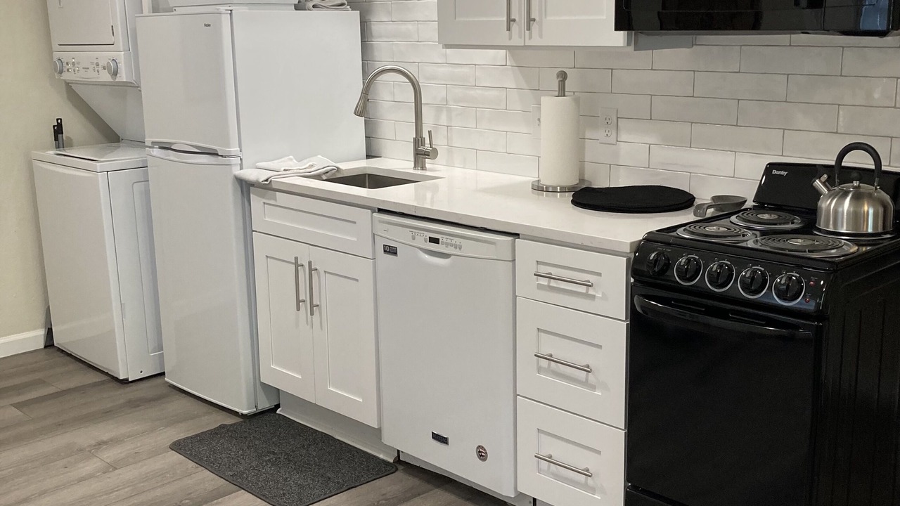 Photo of Kitchen in North Buttercup Creek