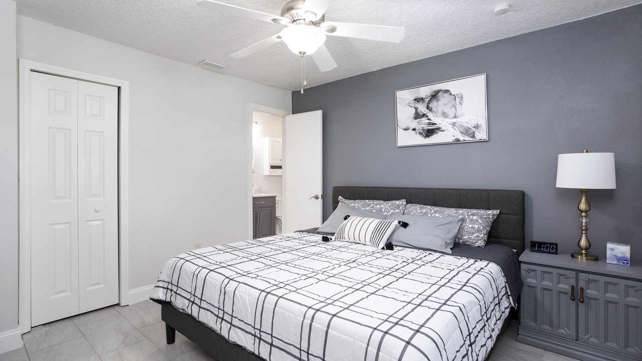 Photo of Bedroom in Tropic