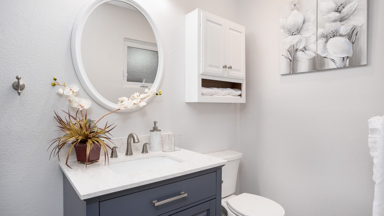 Photo of Bathroom in Tropic