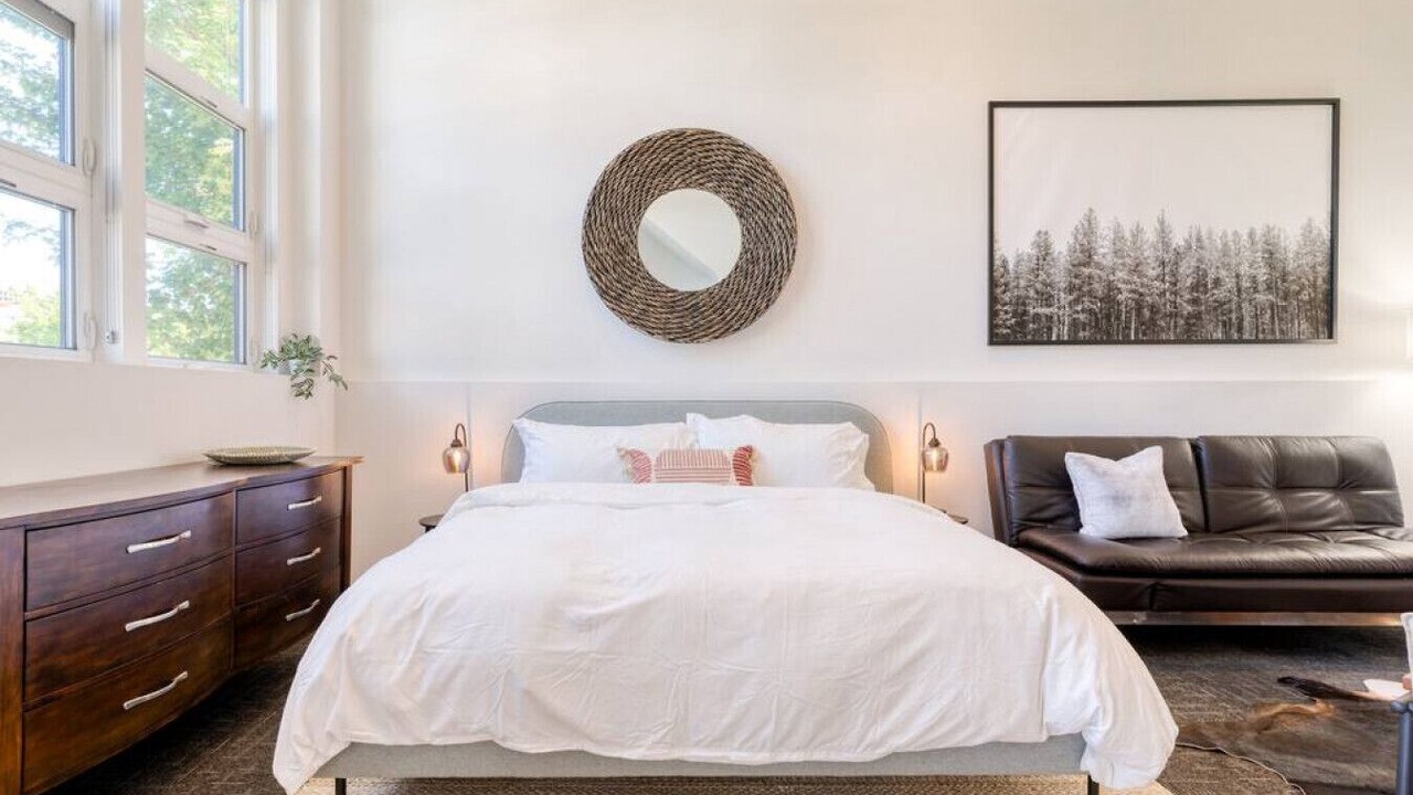 Photo of Bedroom in Loyal Heights