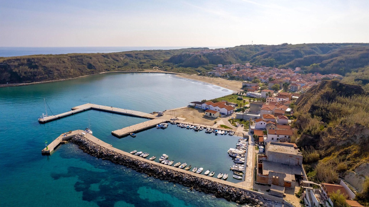 Photo of Others in Susak