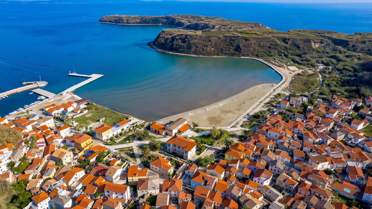 Photo of Others in Susak