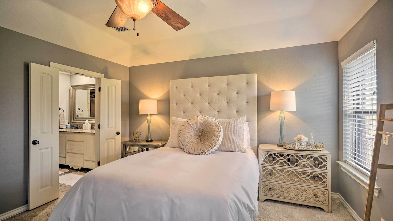 Photo of Bedroom in Midland