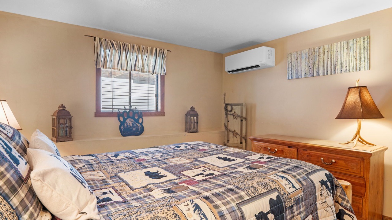 Photo of Bedroom in Village at Camelback