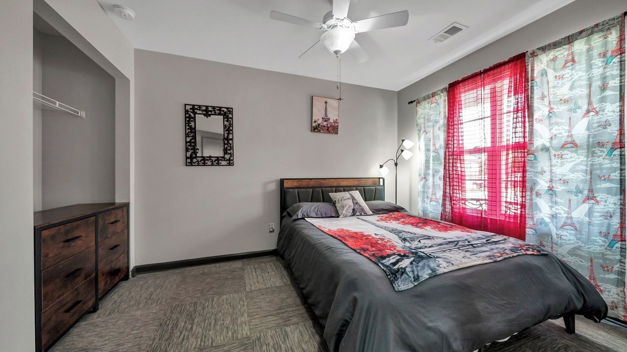 Photo of Bedroom in Lexington