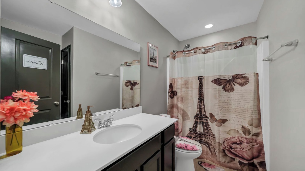 Photo of Bathroom in Lexington