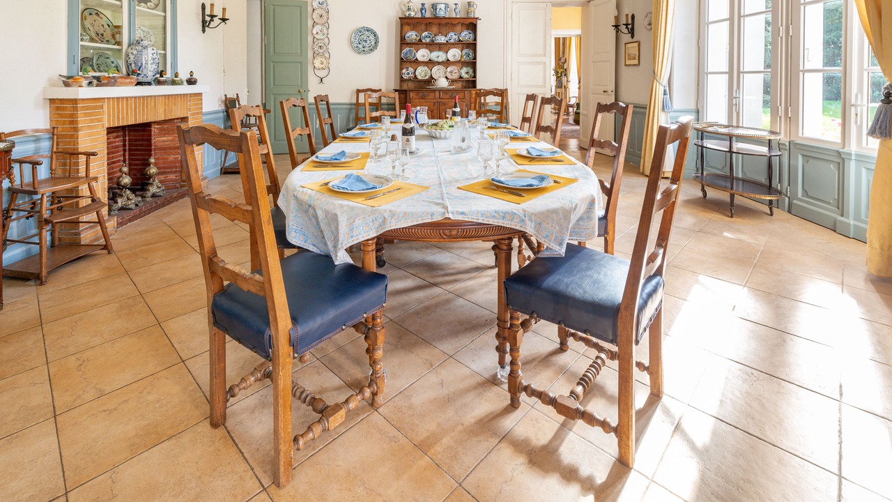 Photo of Others in Allonne