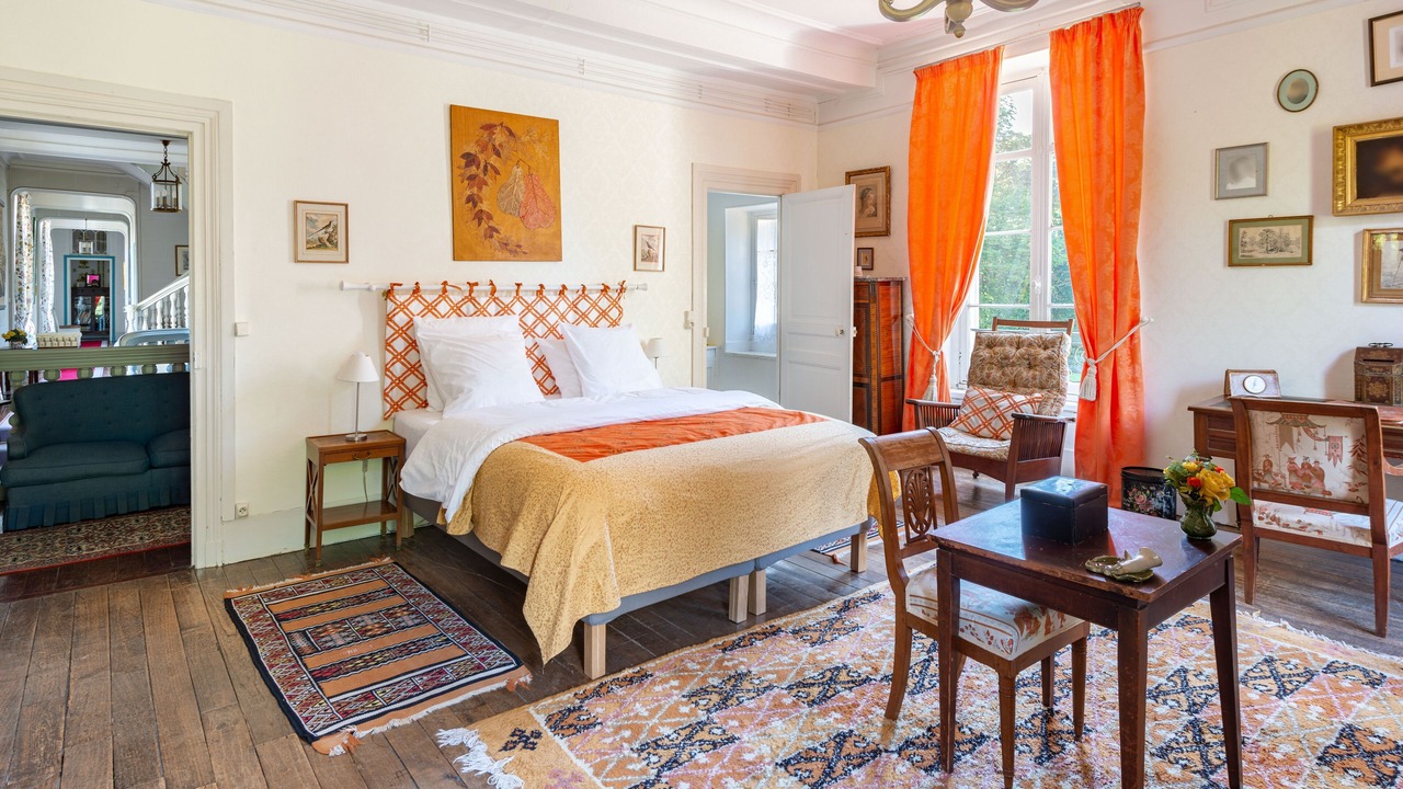 Photo of Bedroom in Allonne