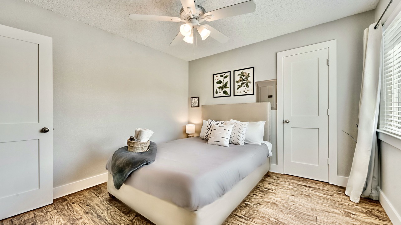 Photo of Bedroom in Old East Dallas