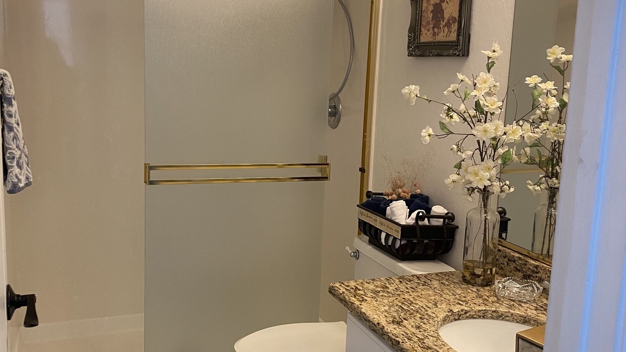 Photo of Bathroom in Arrowhead Lakes