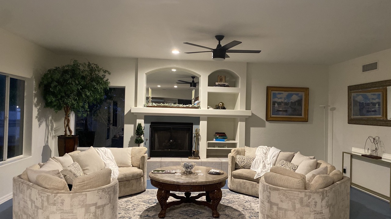 Photo of Livingroom in Arrowhead Lakes