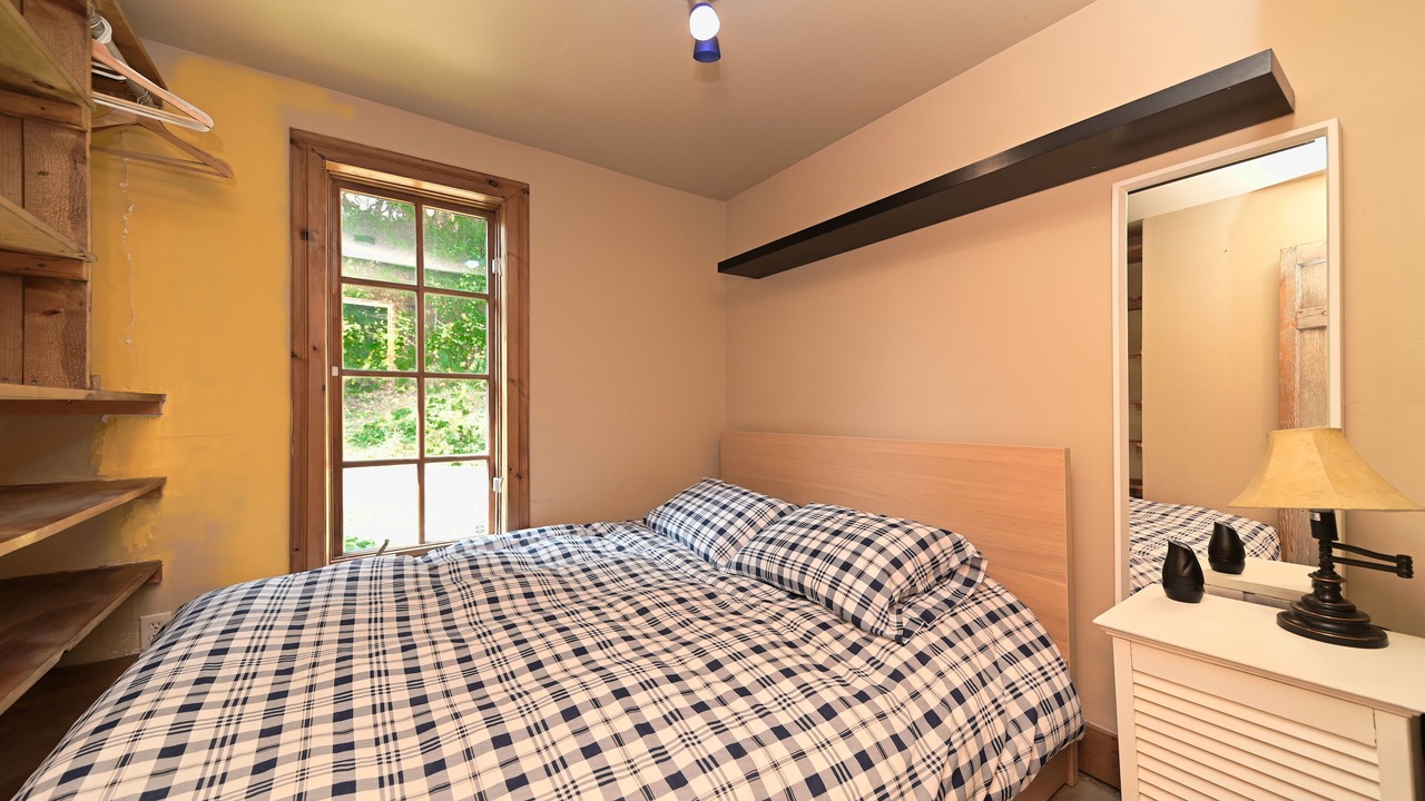 Photo of Bedroom in Mulmur