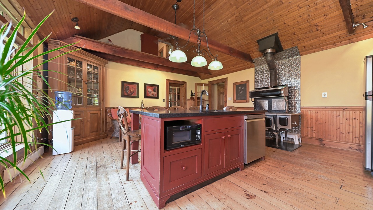 Photo of Kitchen in Mulmur