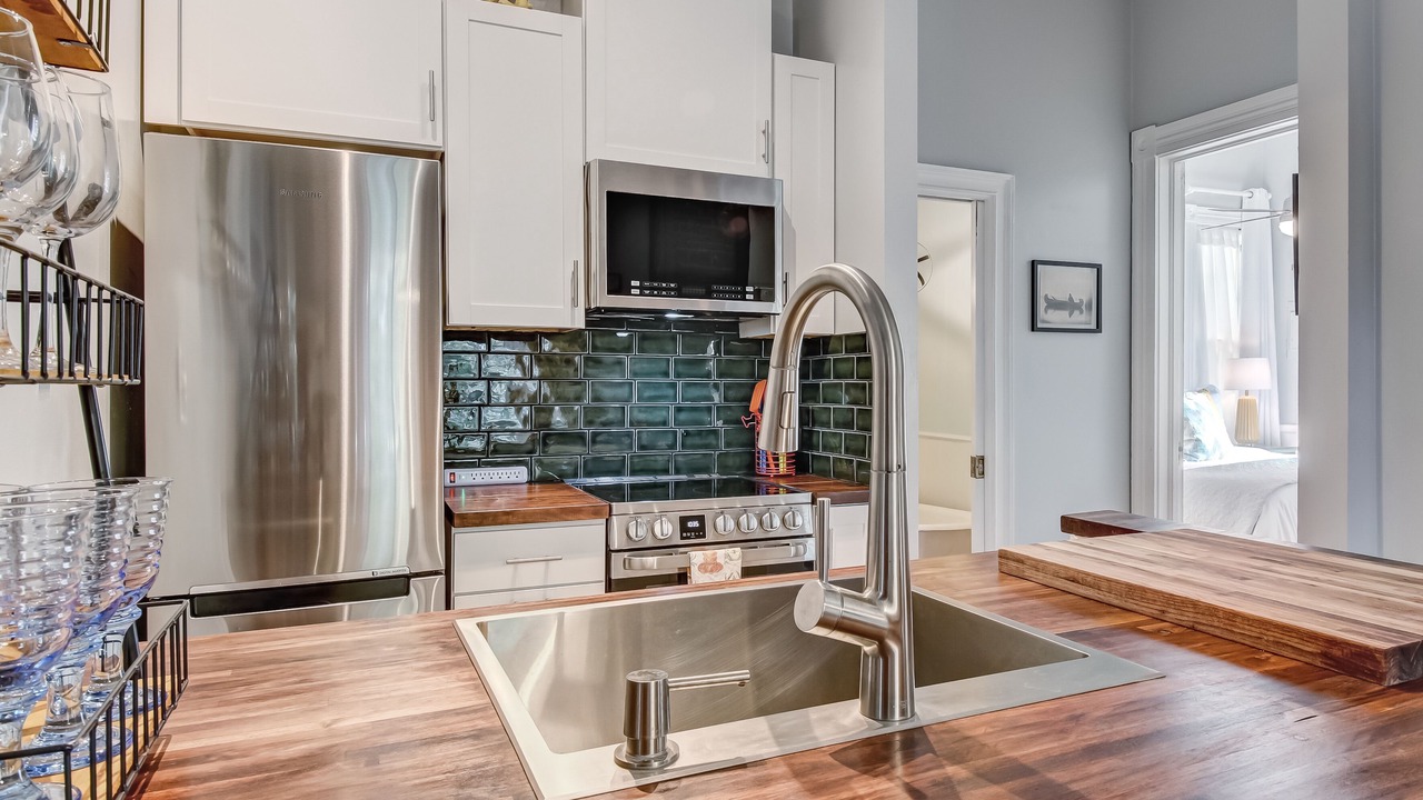 Photo of Kitchen in Thomas Square