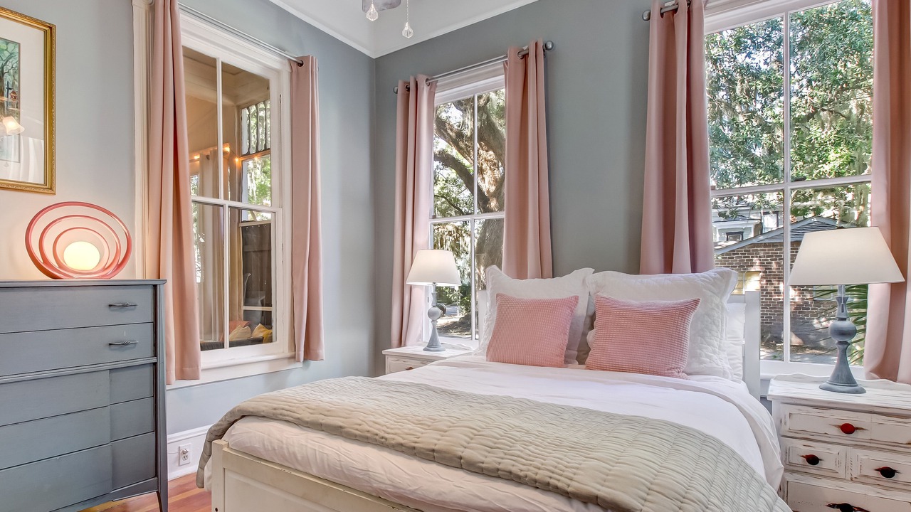 Photo of Bedroom in Thomas Square