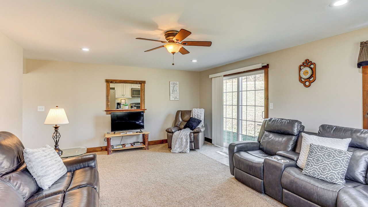 Photo of Livingroom in Bernville