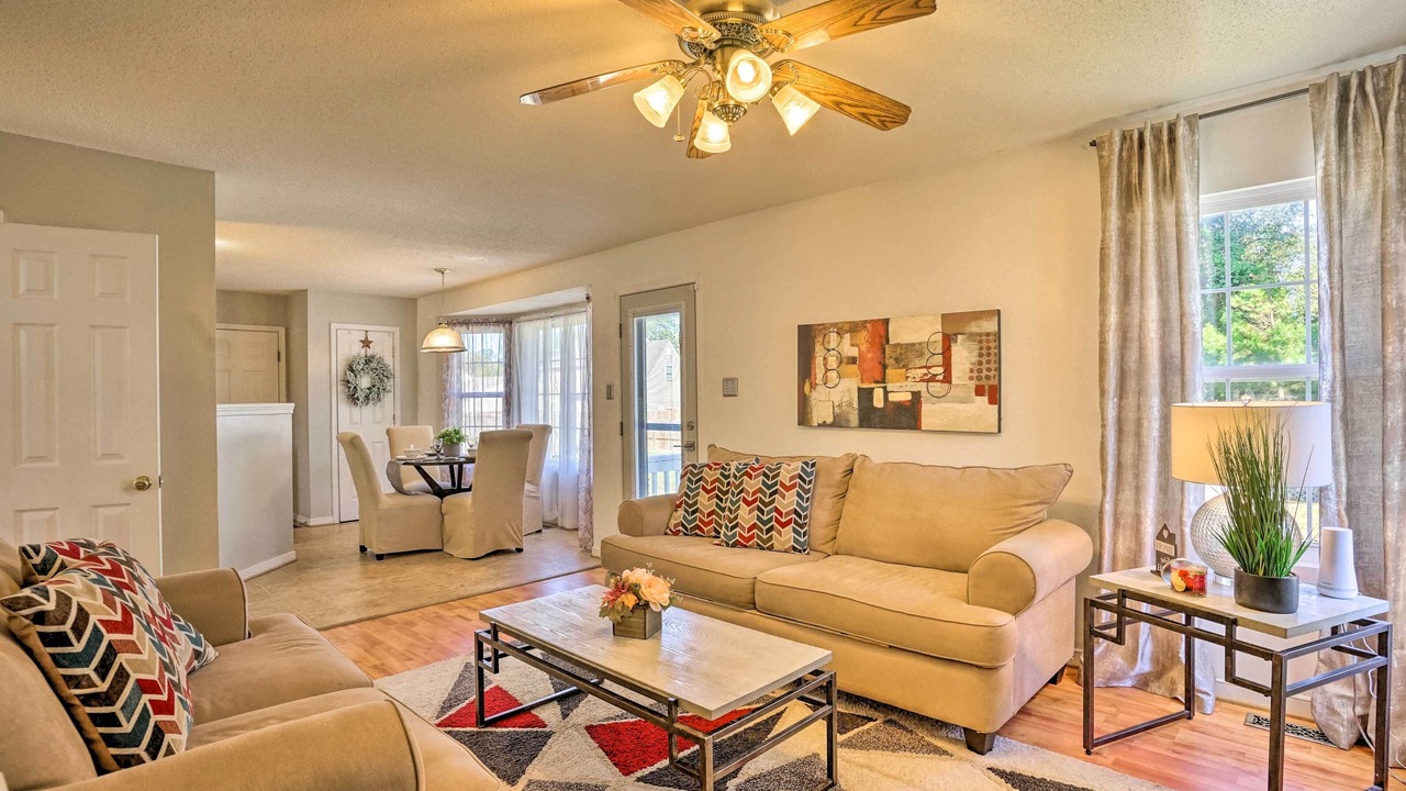 Photo of Livingroom in Sandston