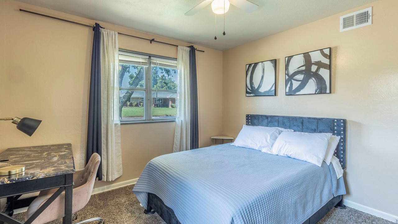 Photo of Bedroom in Del City