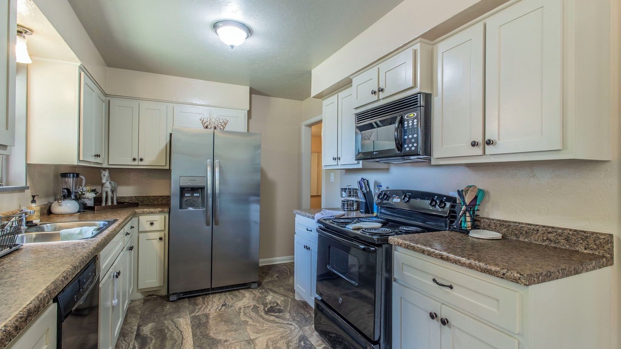 Photo of Kitchen in Del City