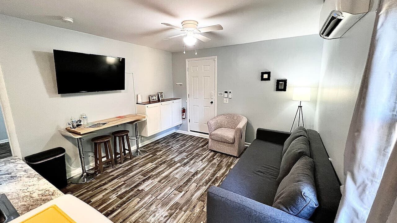Photo of Livingroom in Burton