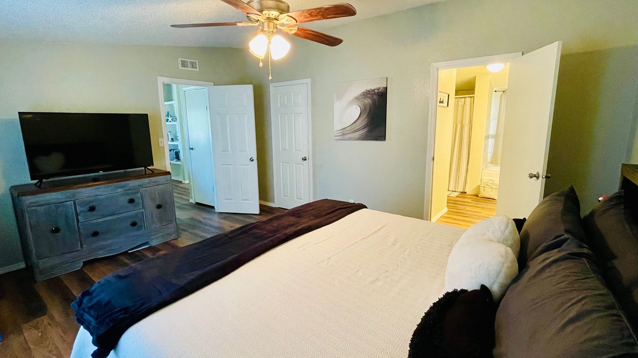 Photo of Bedroom in Mead