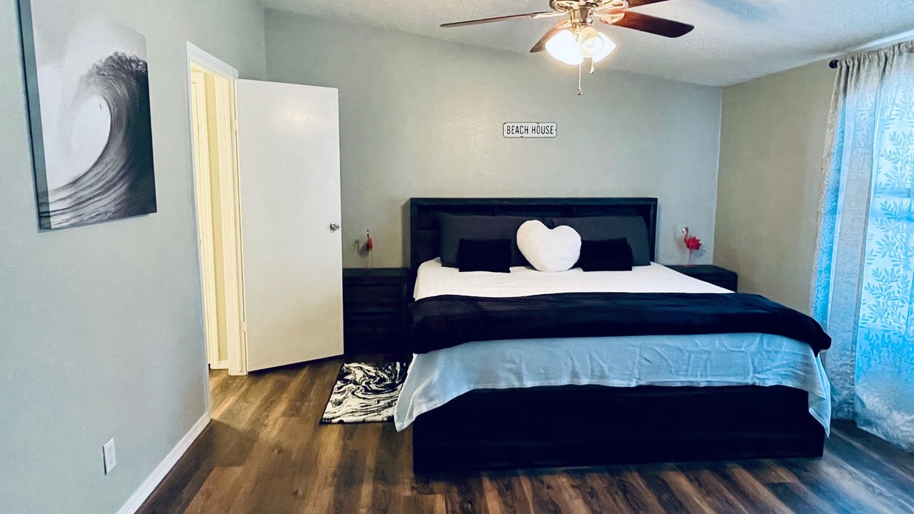 Photo of Bedroom in Mead