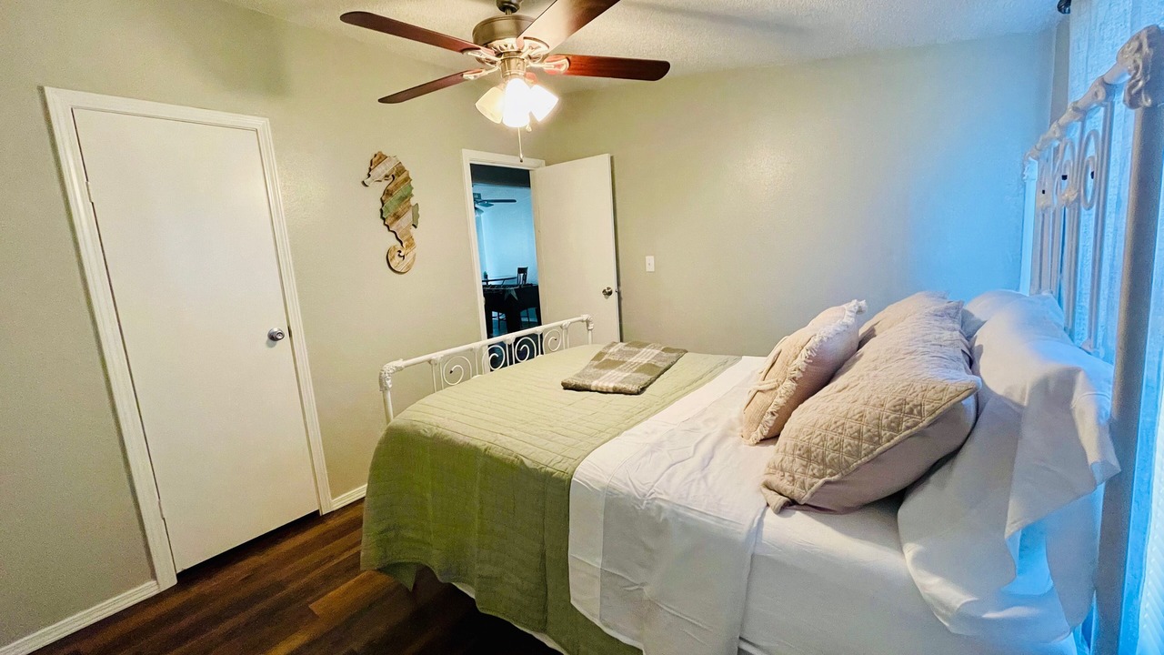 Photo of Bedroom in Mead