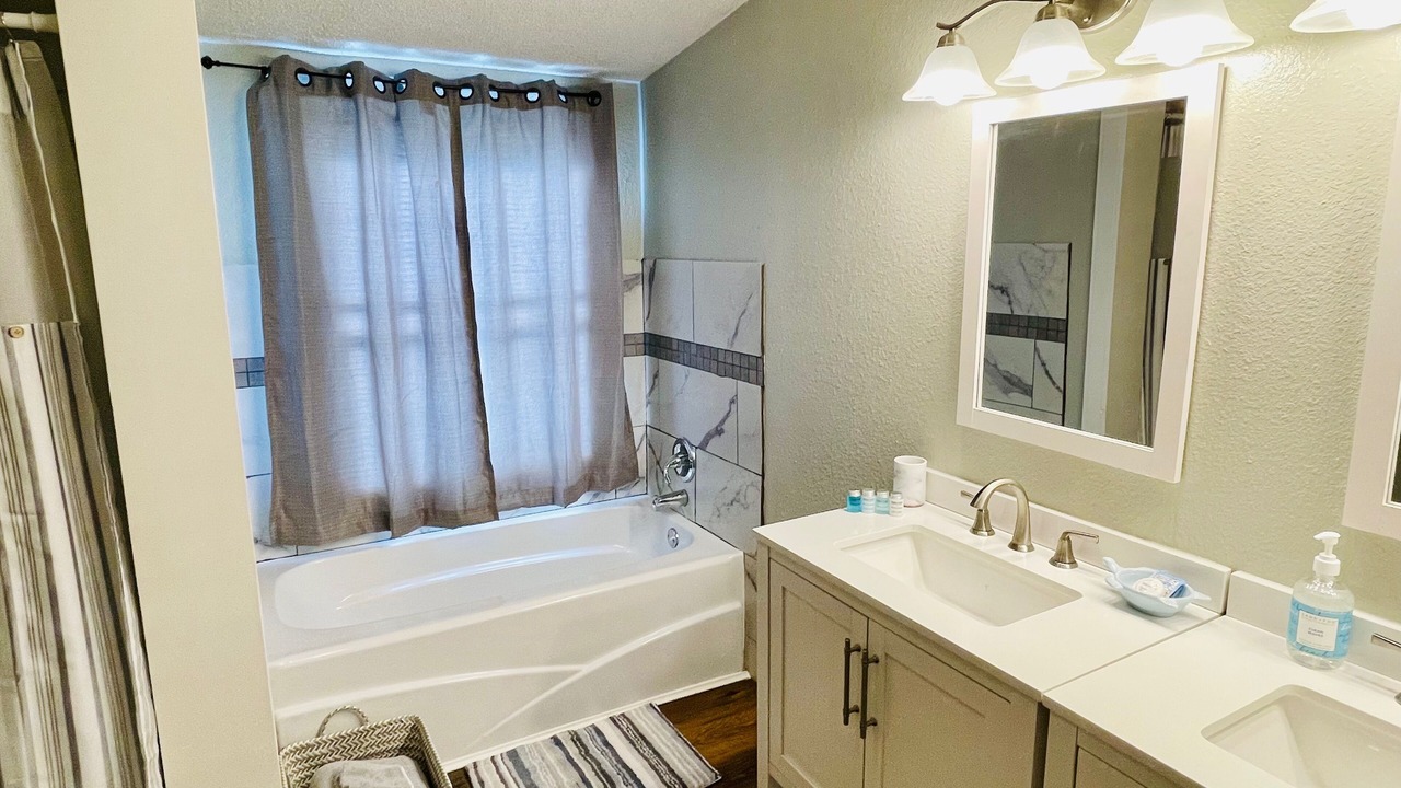 Photo of Bathroom in Mead