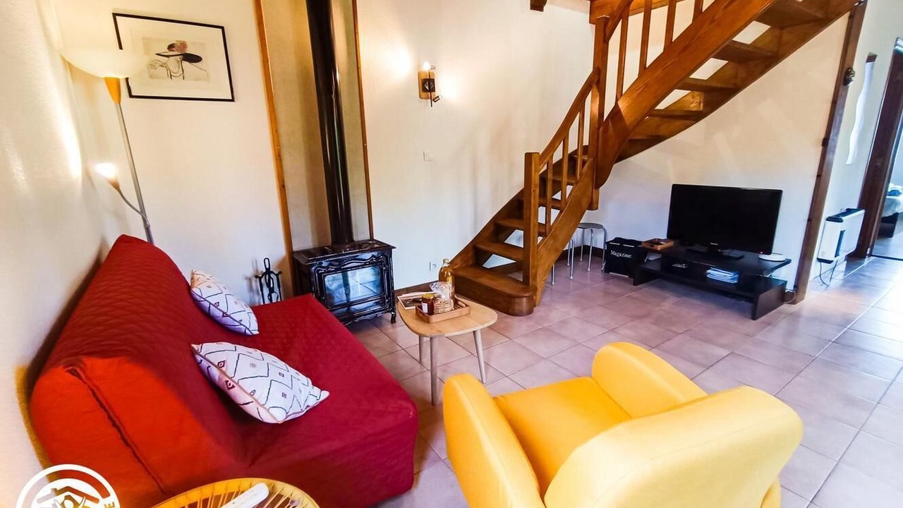 Photo of Livingroom in Frayssinet-le-Gelat