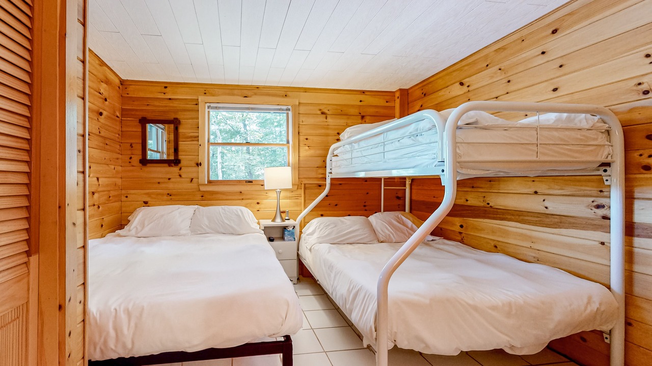 Photo of Bedroom in Pine River Pond
